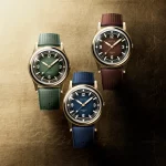 Baltic Hermétique Uhr mit zeitlosem Vintage-Design, präsentiert in einem klassischen Setup.