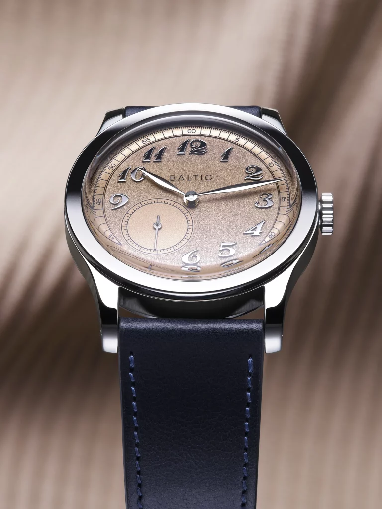 Baltic MR01, elegante Dresswatch mit Mikrorotor-Werk und filigraner Gehäusegröße von 36 mm.